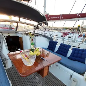 Yacht Oceanis Clipper Botel